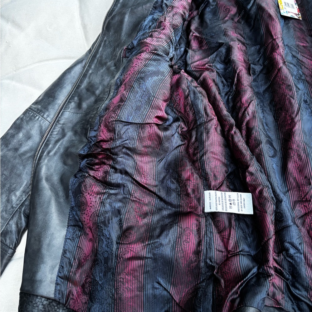 Robert Graham Black and Purple Jacket